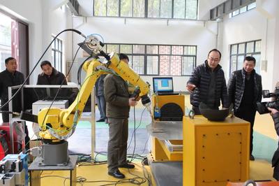 不忘初心 凝心聚力開創學院事業發展新局面